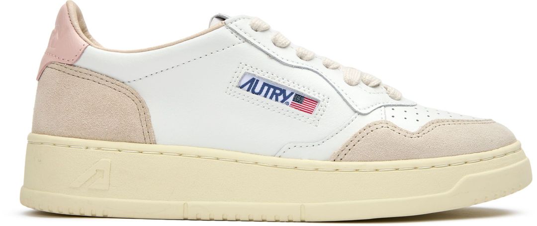 Autry Beige Womens Autry Medalist Low Trainers In White/Powder Beige | Soletrader