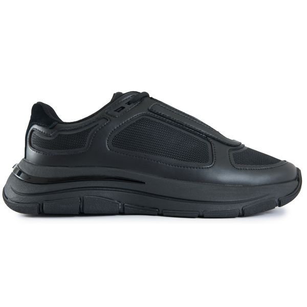 Mens Mallet Alton Black Out Sneakers In Black | Soletrader