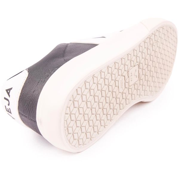 Womens Veja Campo Leather Trainers In Black/White Soletrader