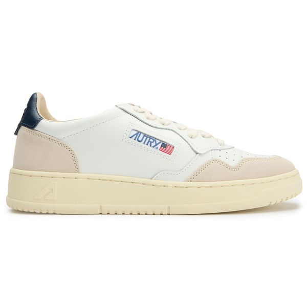 Mens Autry Medalist Low Trainers In White/Navy Blue | Soletrader