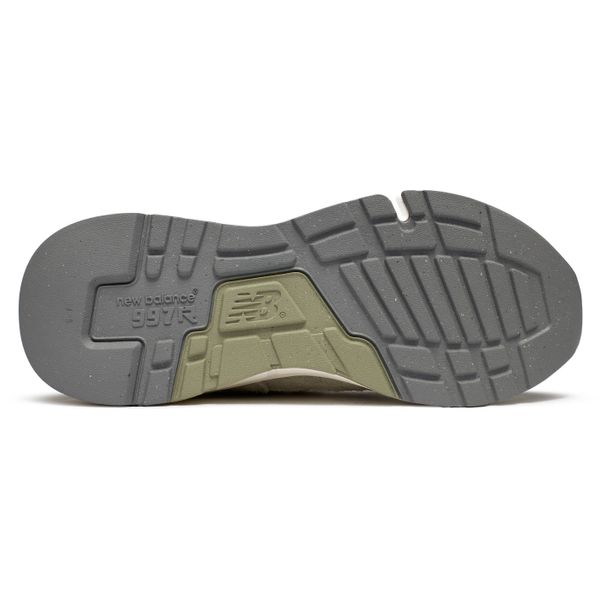 Womens New Balance 997 Trainers In Soft Green Soletrader