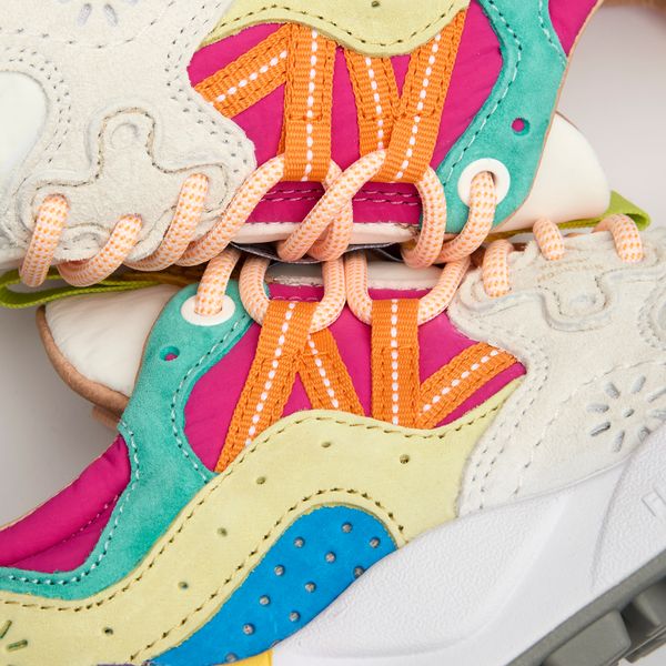 Womens Flower Mountain Yamano 3 Sneakers In White/Fuchsia | Soletrader