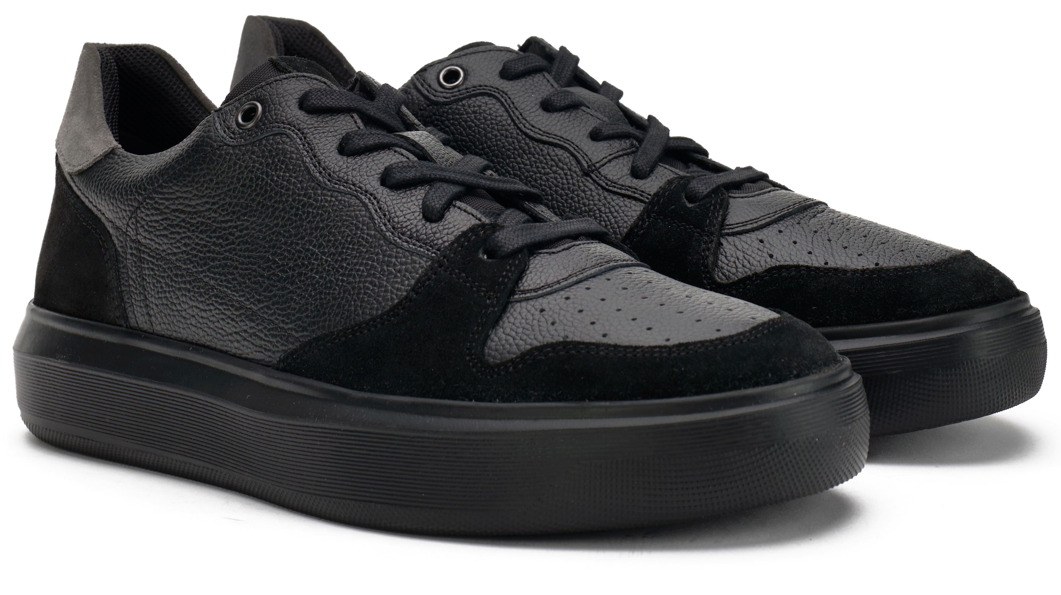 Mens Geox Deiven Sneakers In Black Soletrader