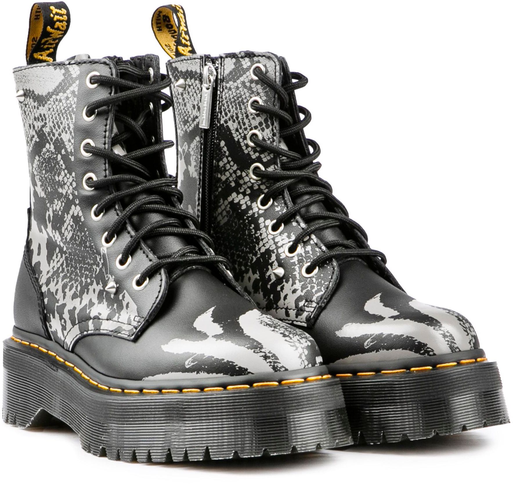 Jadon dr martens fashion review