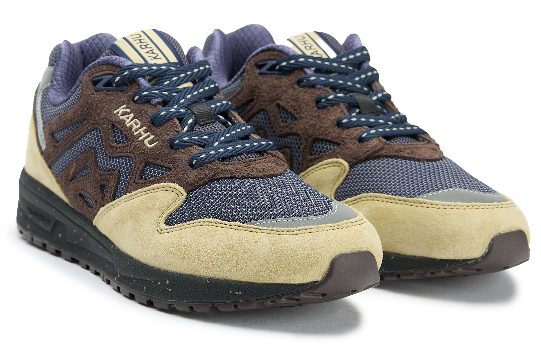 Mens Karhu Legacy 96 Trainers In Pale Olive Green/Chocolate Torte