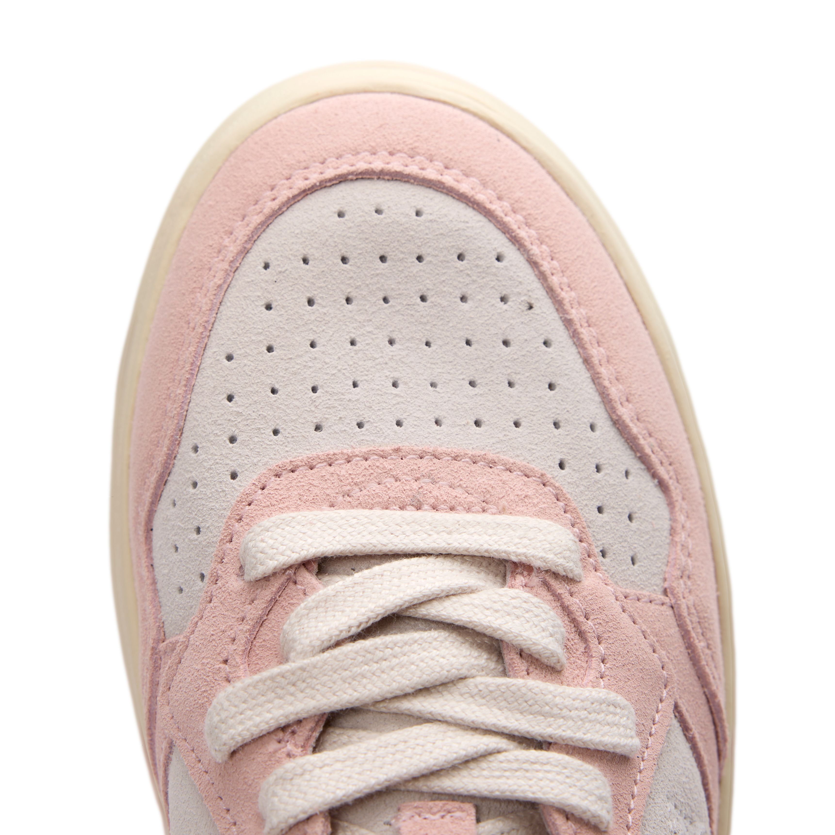 Womens Autry Medalist Low Sneakers In White/Pink | Soletrader