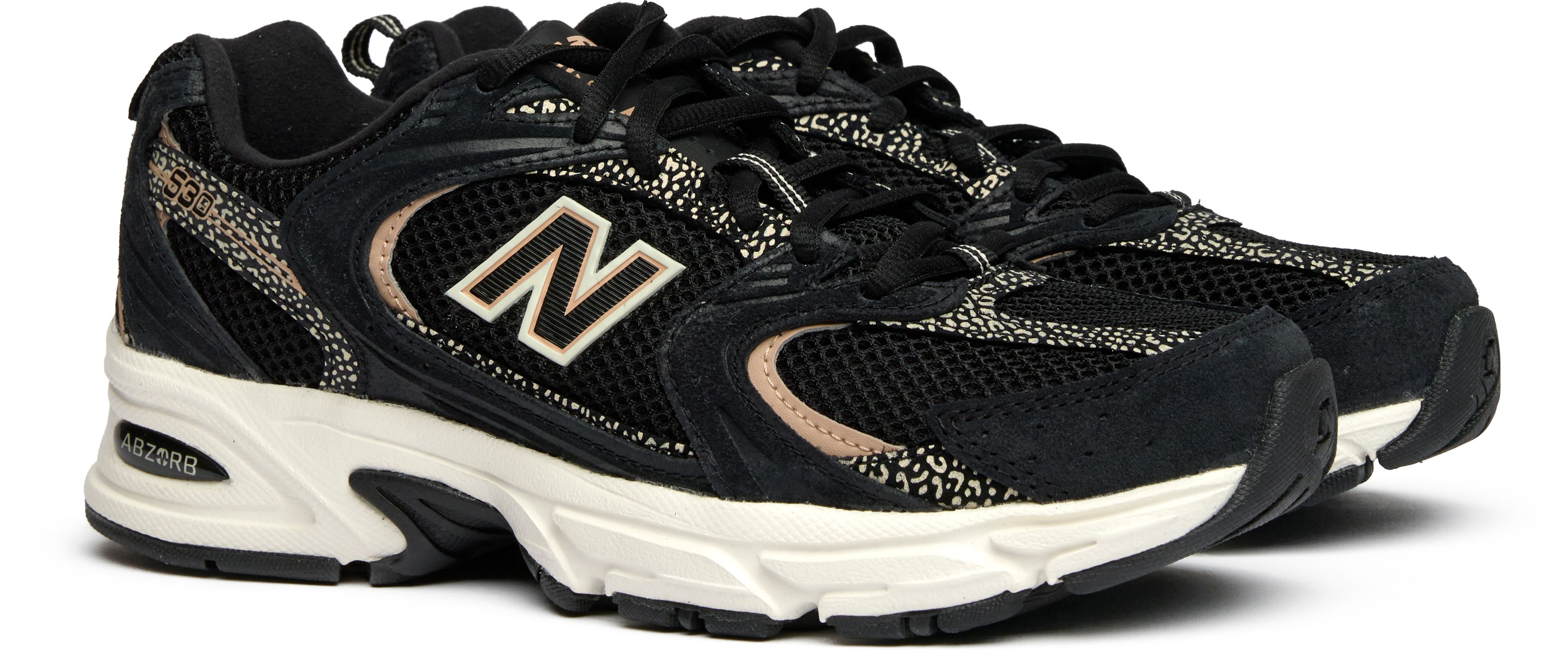 Womens New Balance 530 Sneakers In Black | Soletrader