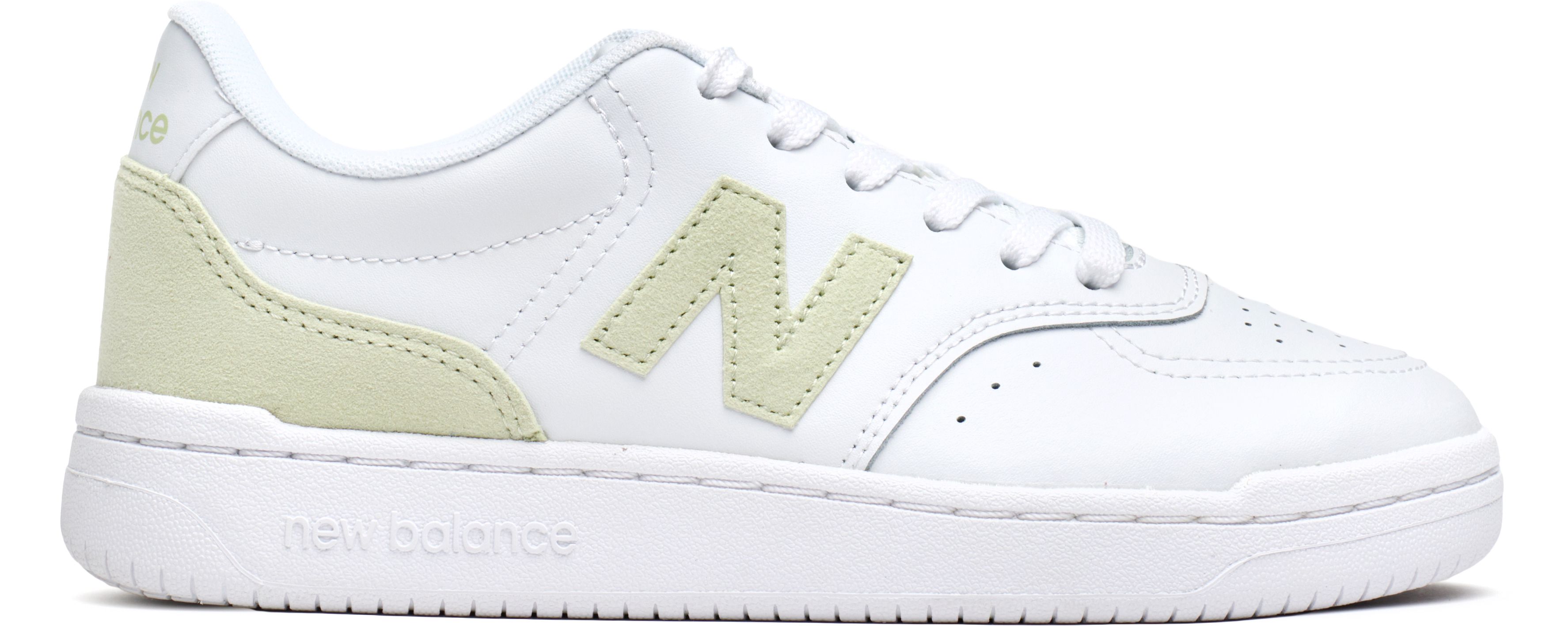 Womens New Balance 80 Trainers In White Soletrader