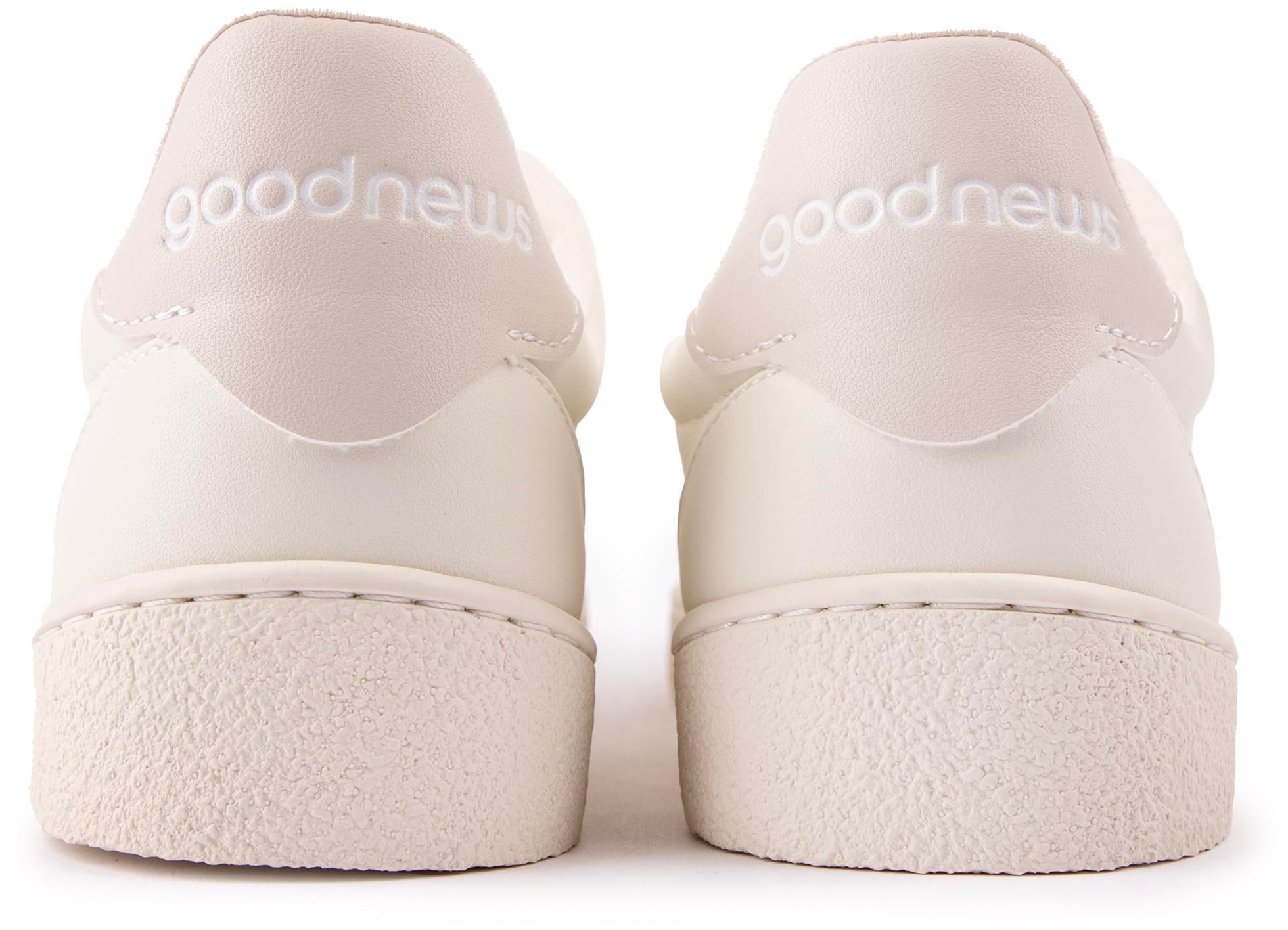 Mens & Womens Good News Venus Sneakers In White | Soletrader